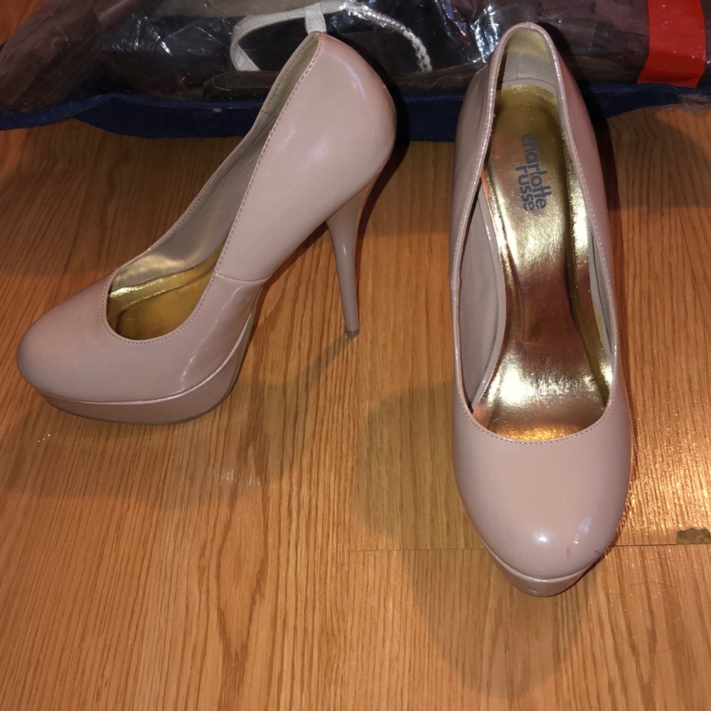 Nude heels / stilettos